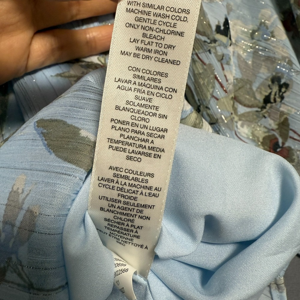 WHBM Cottagecore Off Shoulder Chiffon Floral Blouse M Light Blue Lurex Shimmer - Picture 9 of 11